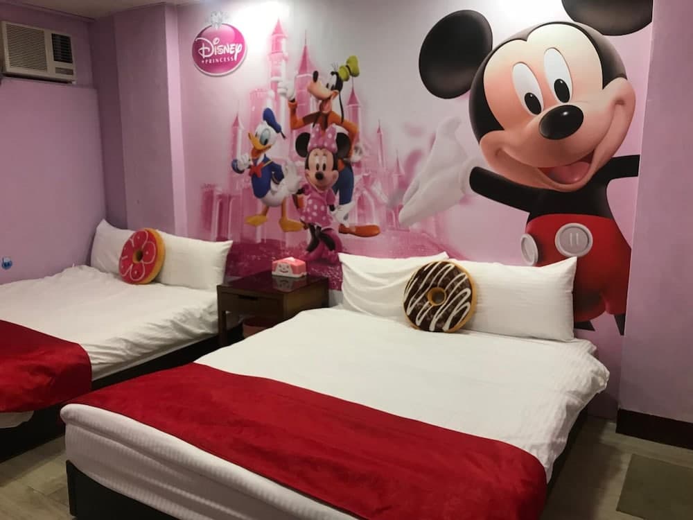 Candy house photo 8