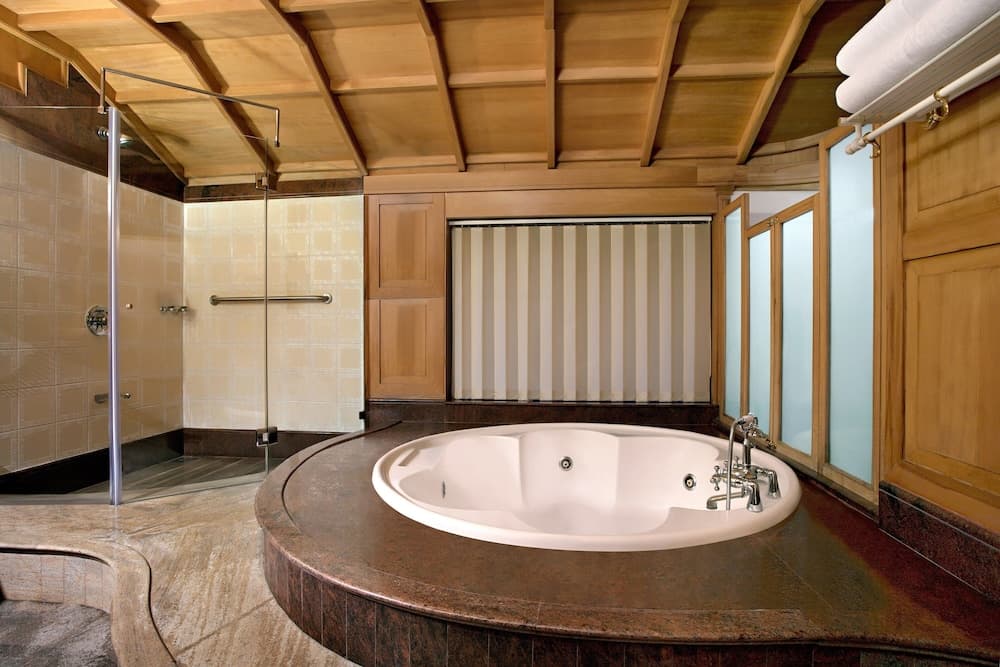 Le Meridien Kochi photo 7