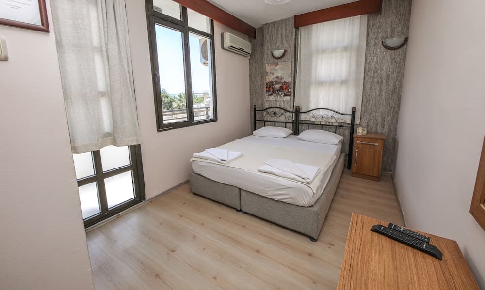 Hotel Delta Altinkum photo 4