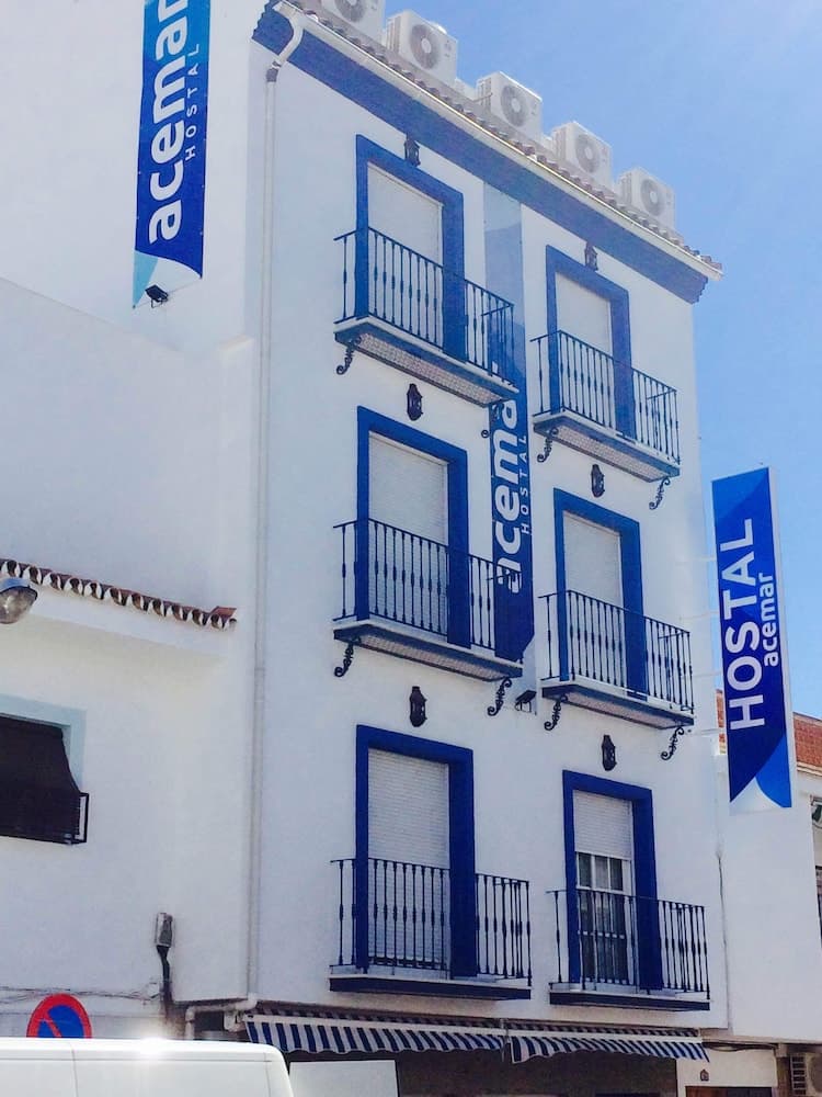 HOSTAL ACEMAR photo 7