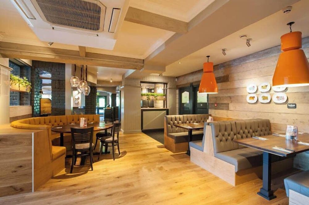 Premier Inn Telford Central photo 9