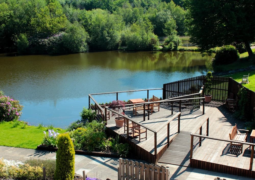The Inn on the Lake Hotel