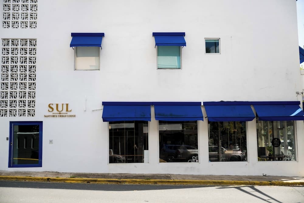 Santurce Urban Lodge