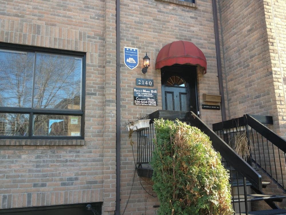 Repos & Manna Downtown Montreal photo 8