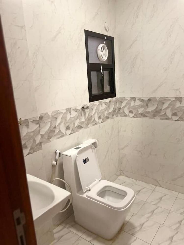 RED22 ALsalam suites photo 2