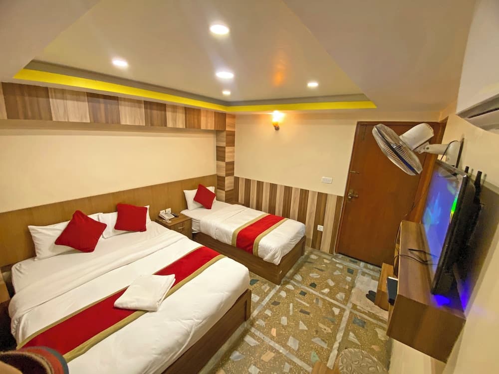 Hotel Airport Holiday photo 4