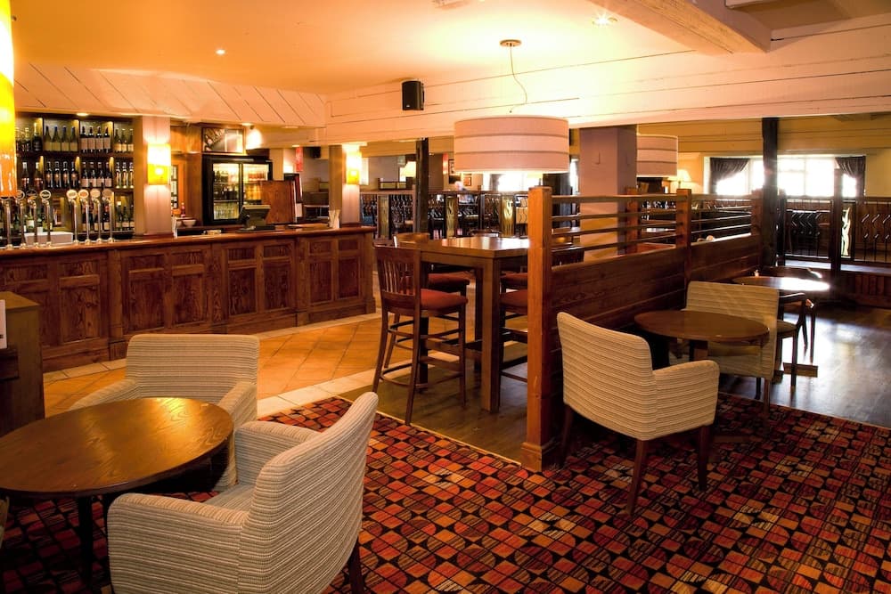 Premier Inn Northampton West - Harpole photo 4