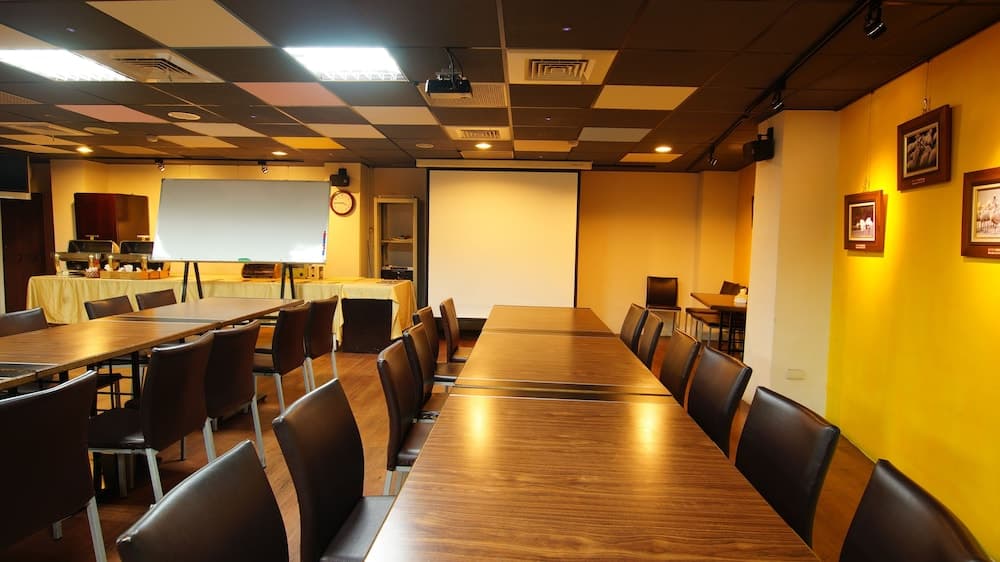 meeting & event spaces