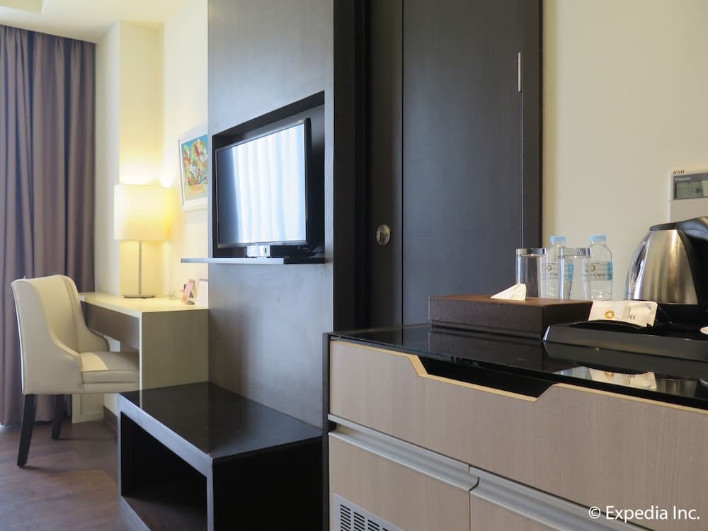 Home Crest Hotel photo 6