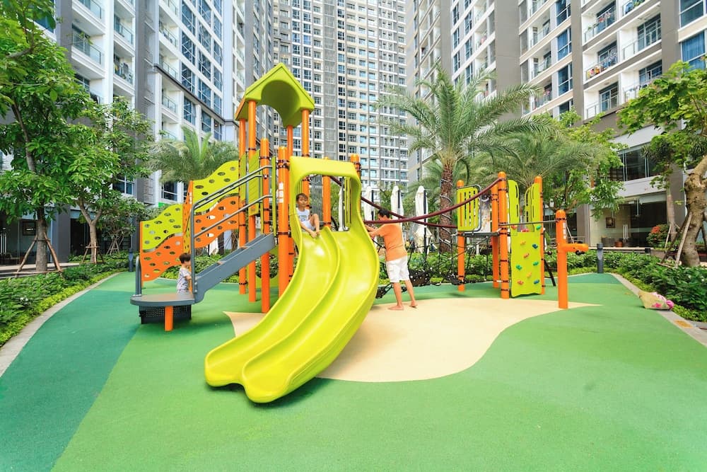 Refined Saigon - Vinhome Central Park photo 4