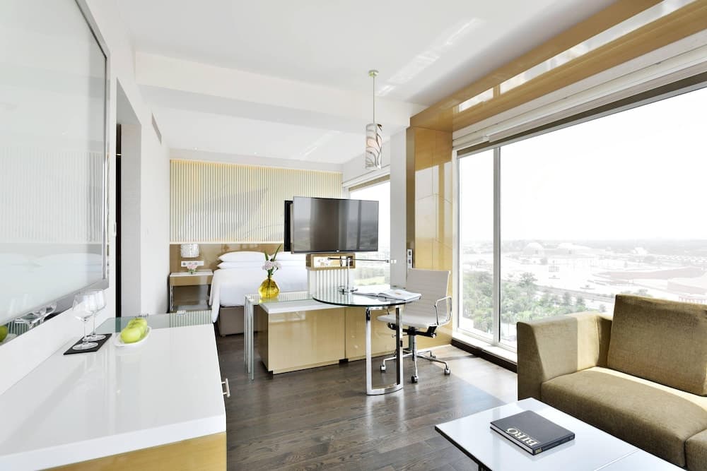 Renaissance Lucknow Hotel photo 2