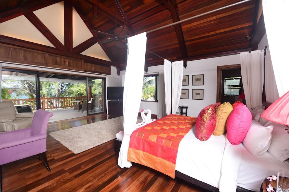 Sankhara Beachfront Villas photo 6