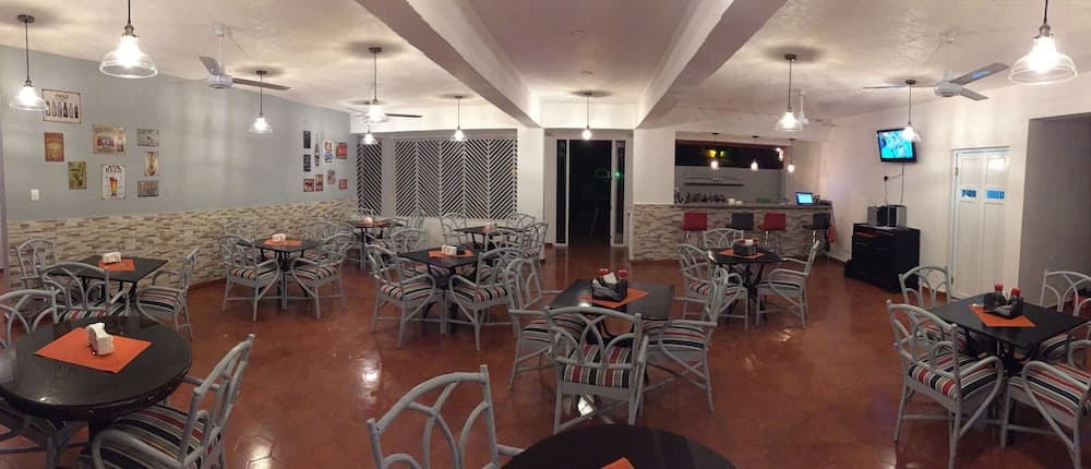 Hotel Alicia Beach photo 3