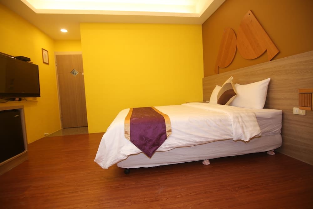 Water Front Hotel photo 4