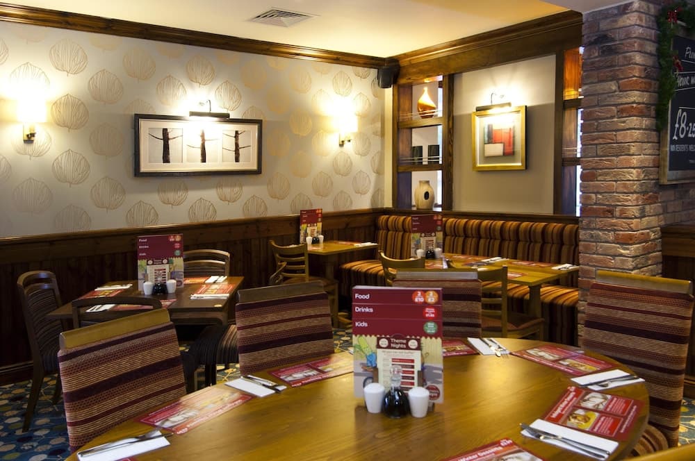 Premier Inn Walsall Town Centre photo 7