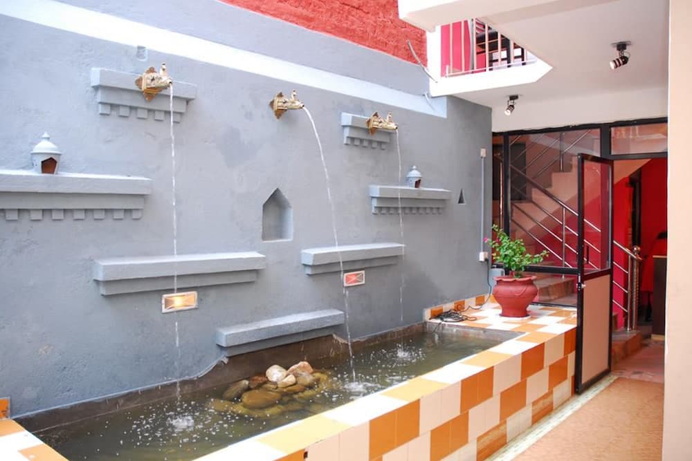 Ambience Guest House photo 4