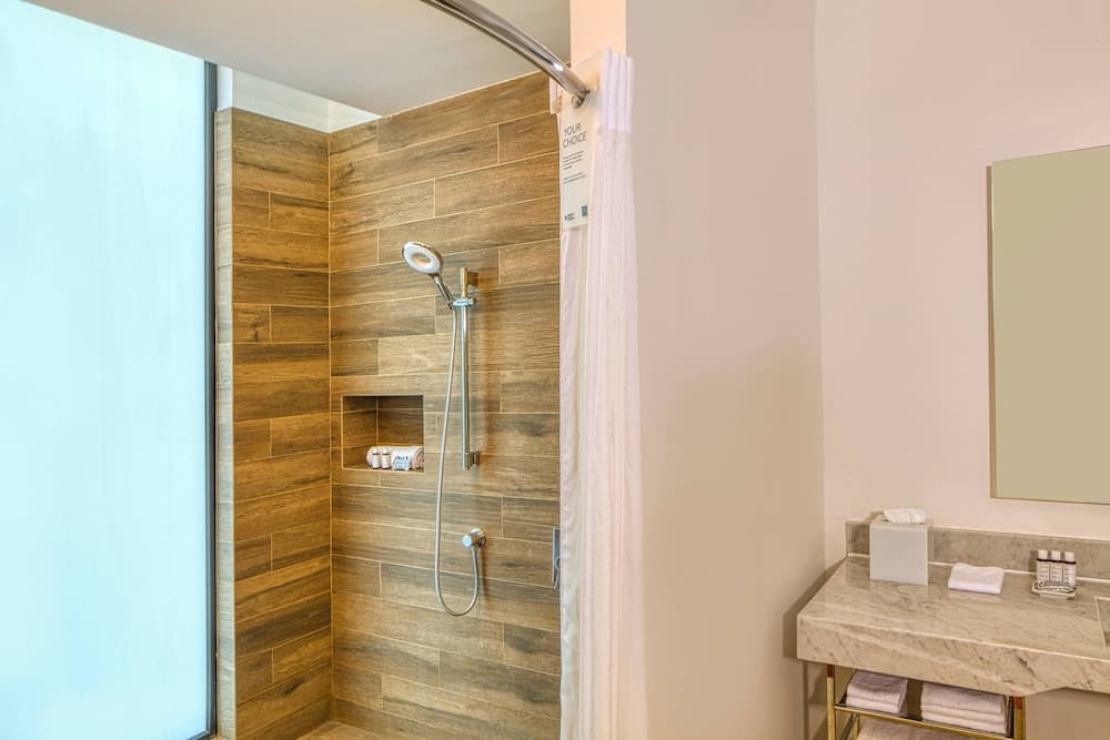 AC Hotel by Marriott Queretaro Antea photo 3