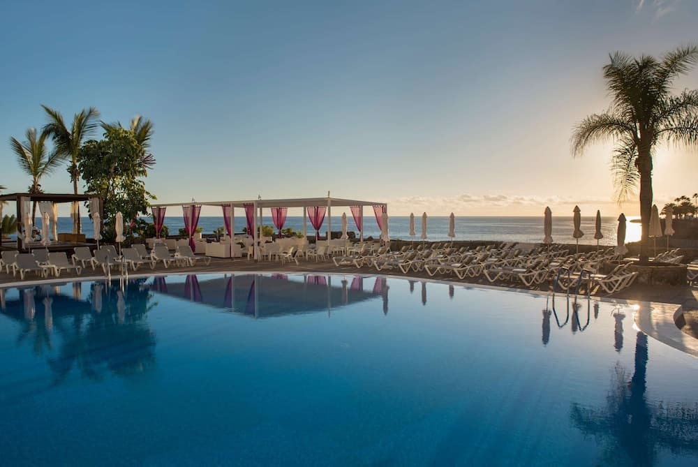 TUI BLUE Suite Princess - Adults Only photo 6