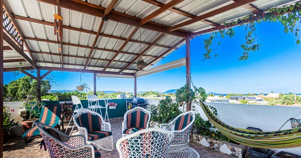 Artist's Loft With Private Jacuzzi & Roof Terrace photo 2
