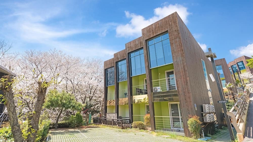 Geojedo Pilos Ocean View Pension