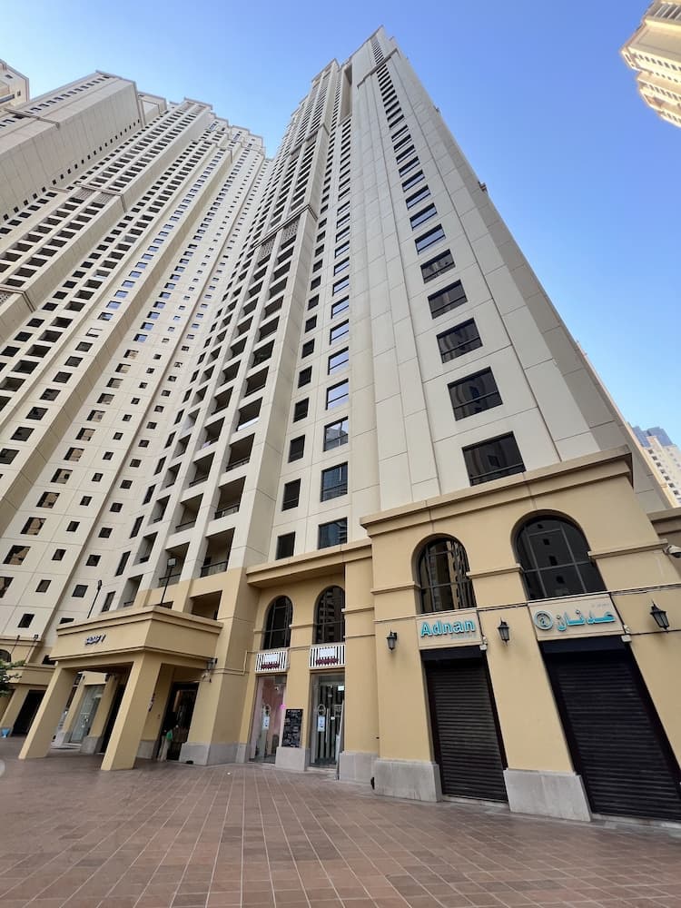 Robin Beach Hostel JBR photo 5