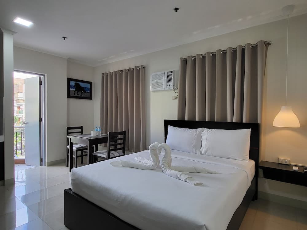 Rooms R Us - Evangelista photo 8