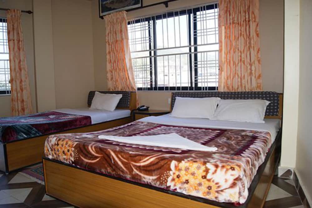 Hotel The Beehive photo 9
