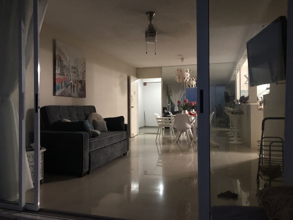 Ocean View Gorgeous 1 Bedroom Apt photo 8