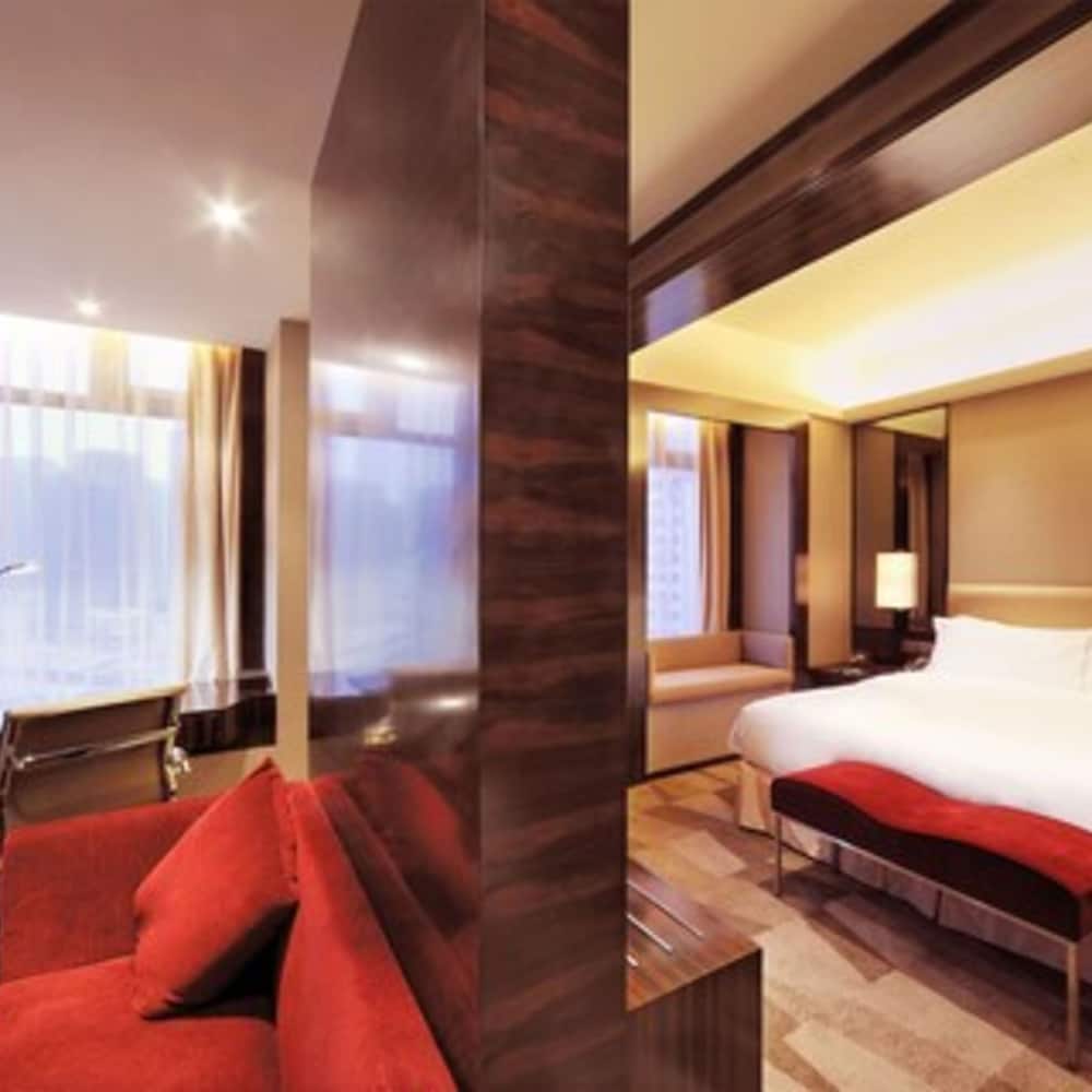 Royal Suites & Tower photo 6