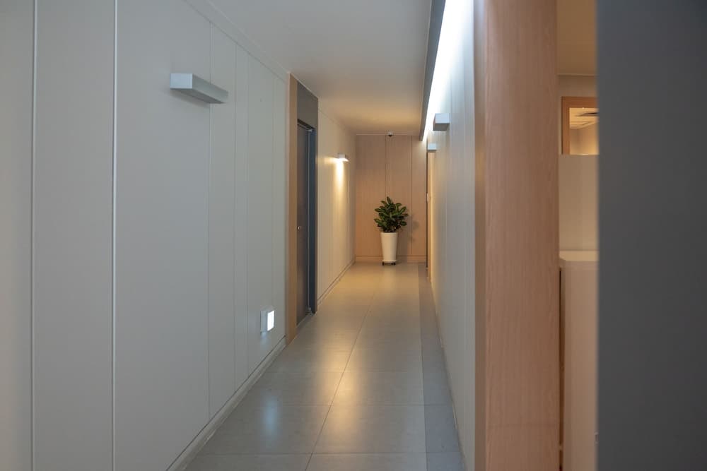 Gyeongpodae The Hotel Business photo 4
