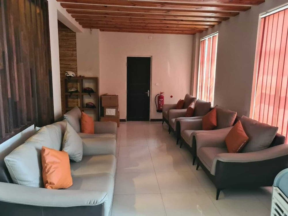 Lagoon Lodge photo 6
