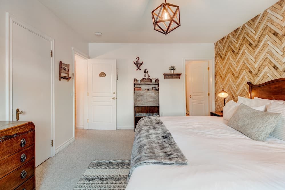 Saturdays Residence by Brown Starling photo 2