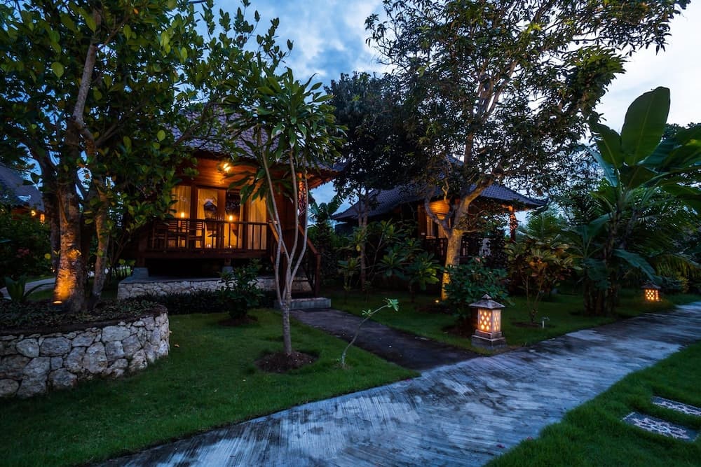 Sunset Garden Nusa Lembongan