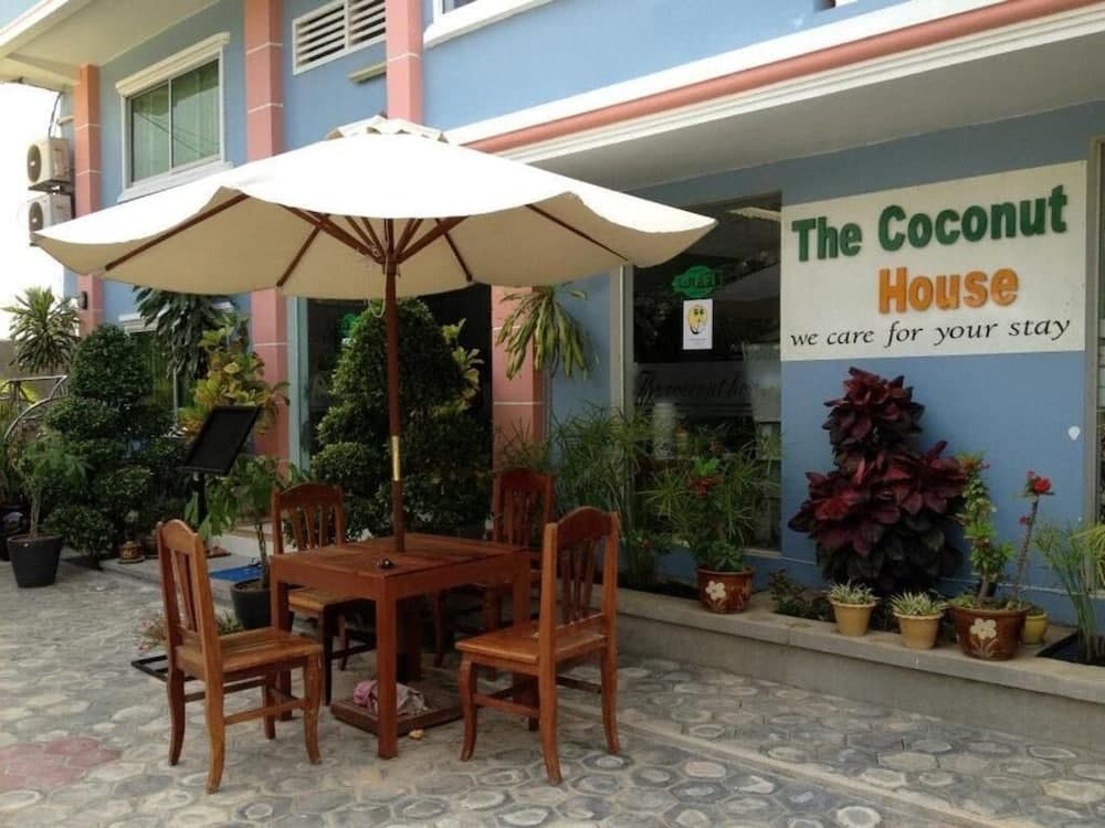 The Coconut House Villa photo 7