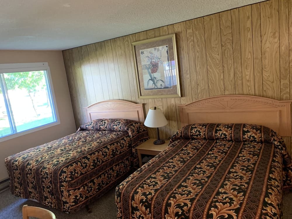 Greenview Motel and RV Park photo 3
