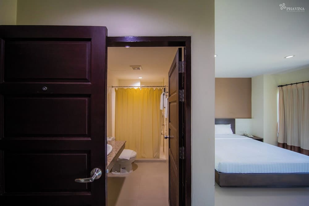 Phavina Hotel Rayong photo 6