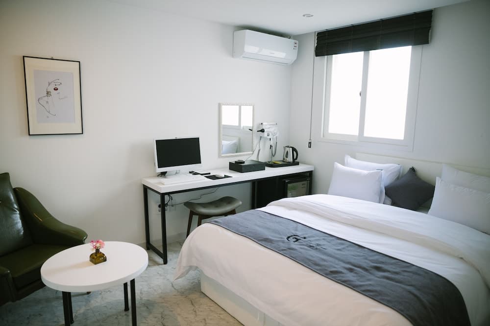 Gray Hotel photo 7