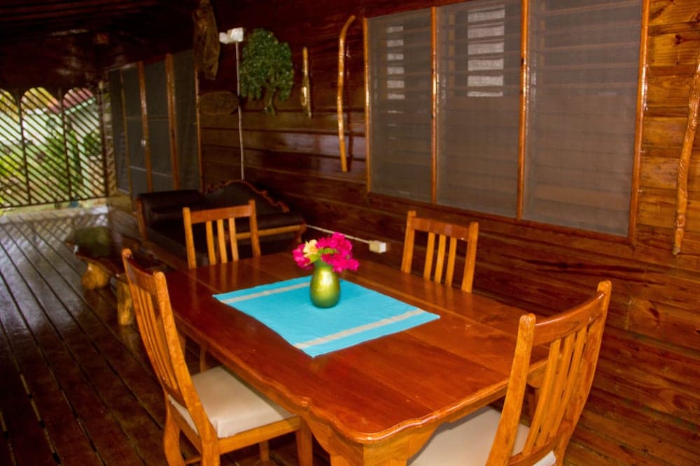 Little Bay Cabins photo 7
