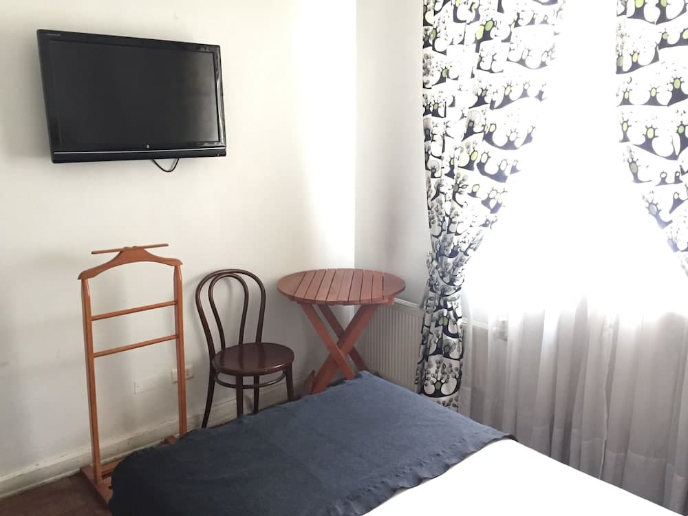 WE Hotel photo 5