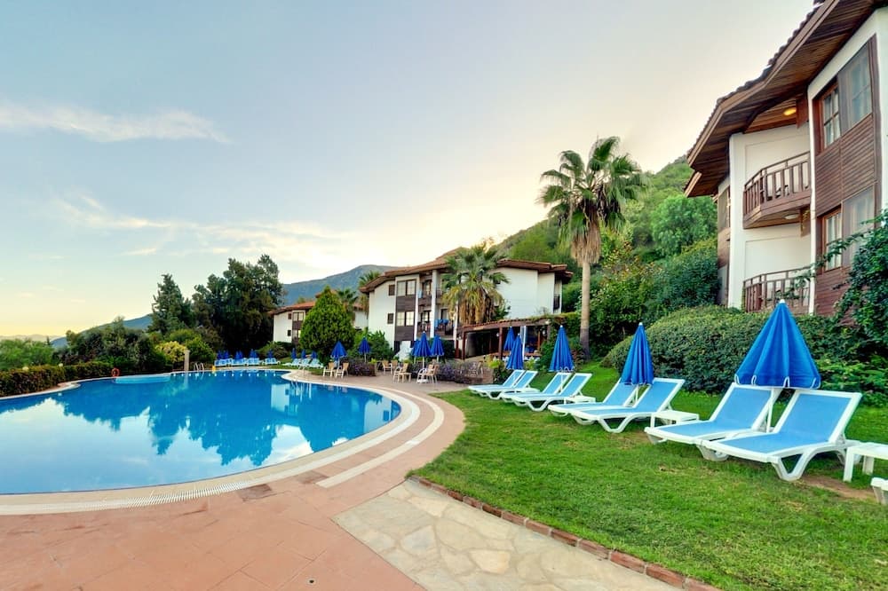 Montana Pine Resort - All Inclusive photo 5