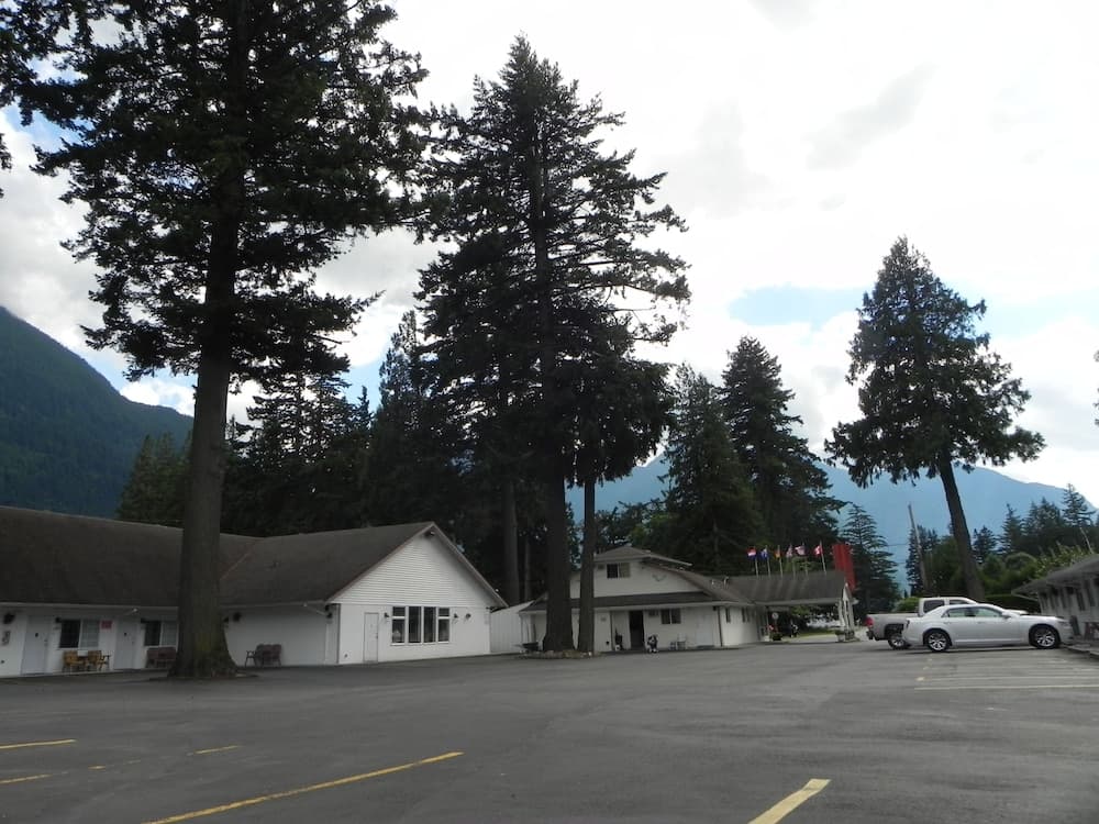 Skagit Motor Inn photo 7