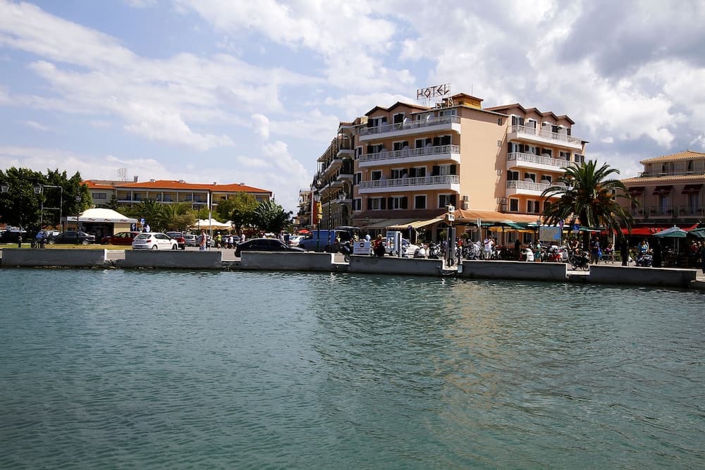 Nirikos Hotel photo 6