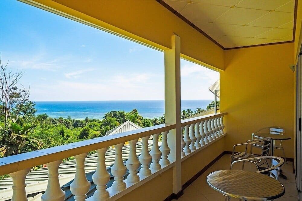 East Horizon Self-Catering photo 9