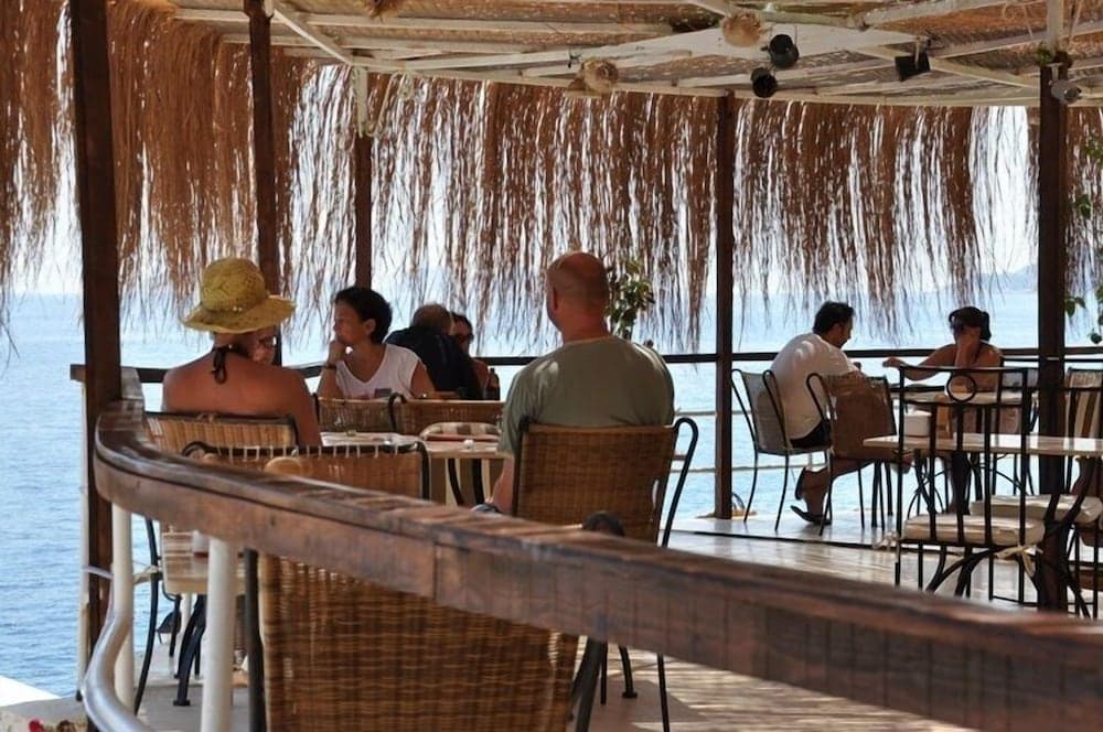 Caretta Hotel photo 2