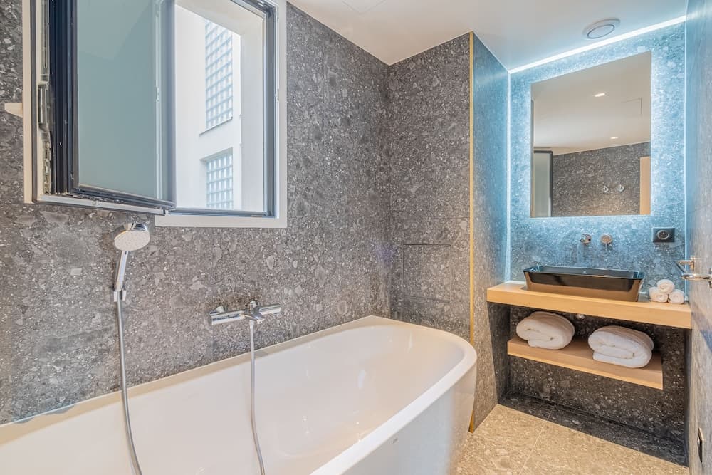 Yuna Porte Maillot - ApartHotel photo 2