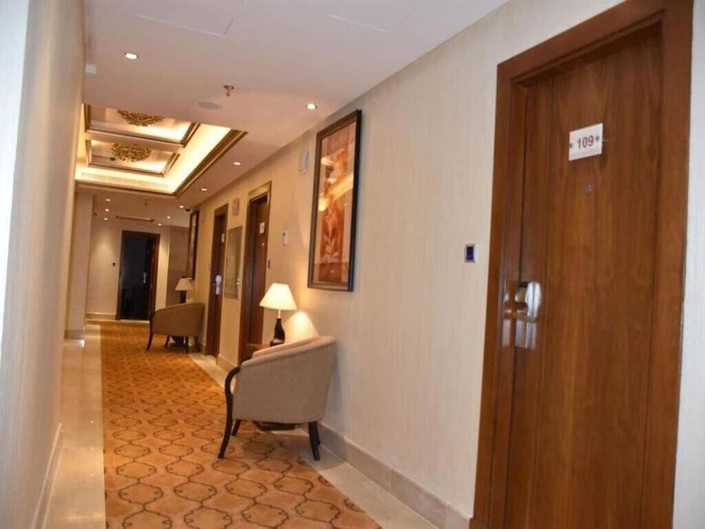 Boudl Ajyad photo 6