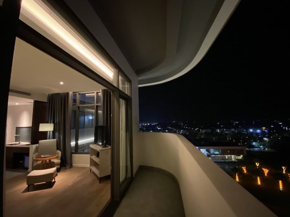 NEWCC HOTEL & SERVICED APARTMENT photo 9