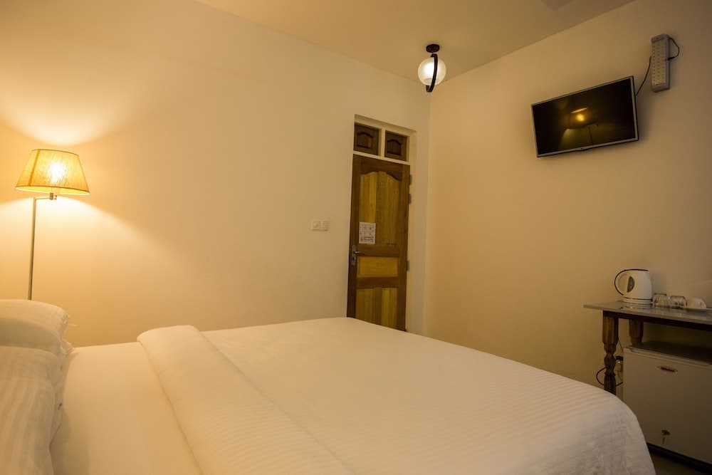 Dhigurah Retreat Beach photo 5