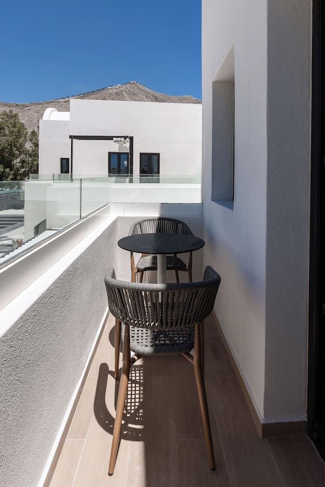 Santo Mangata Boutique Hotel & Spa - Adults Only photo 8