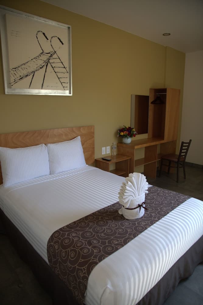 AM Hotel & Plaza photo 3